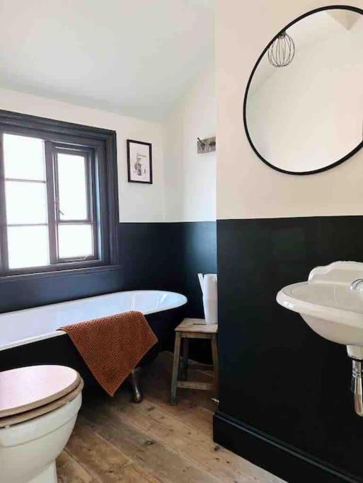 Luxury City Centre Townhouse - Sleeps 6 Chester Exterior foto